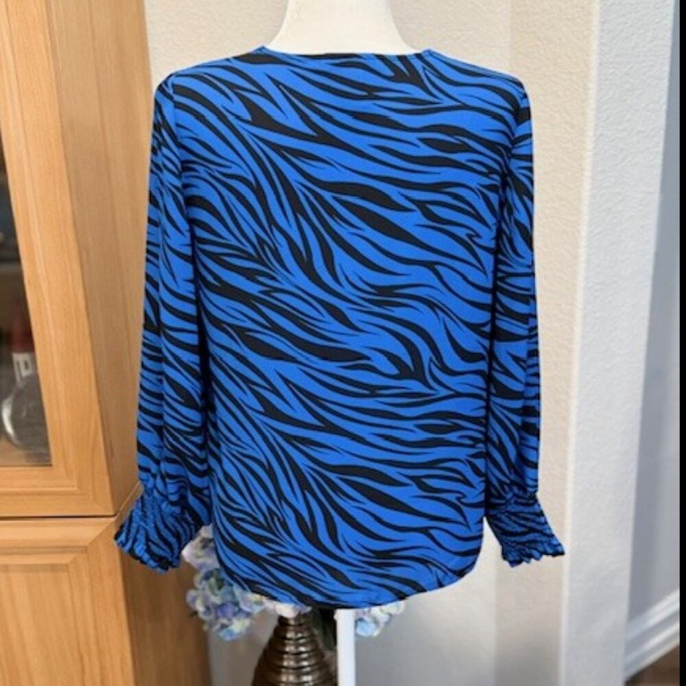WHITE HOUSE BLACK MARKET Zebra Print Top - Picture 4 of 12